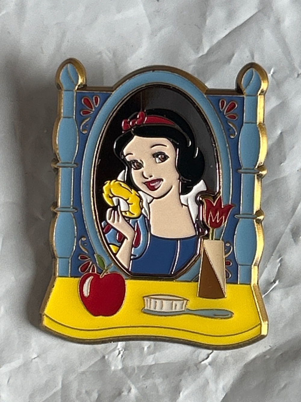 Loungefly Snow White Disney Princess Vanity Pin #2
